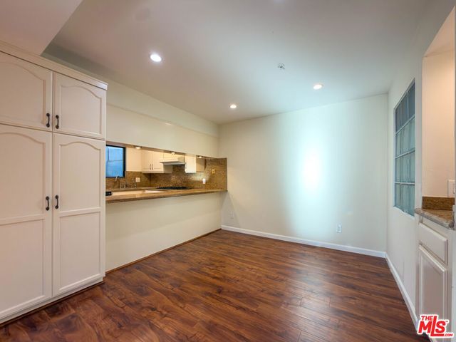 301 W Loraine Street 8, Glendale, CA 91202