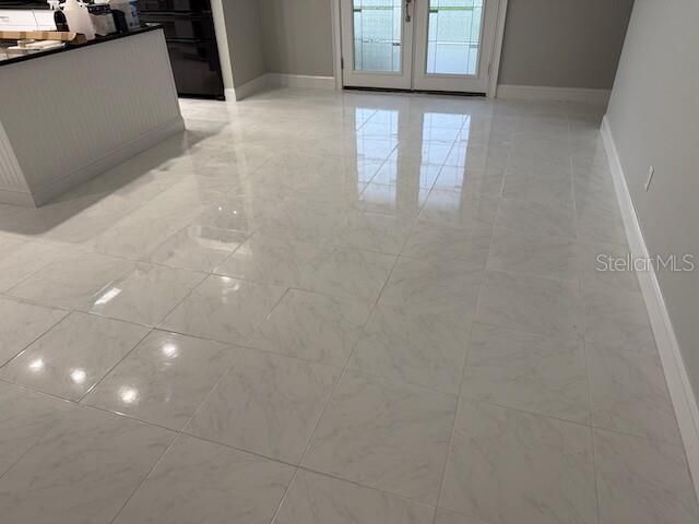 8401 BLACKSTONE COURT, Tampa, FL 33615