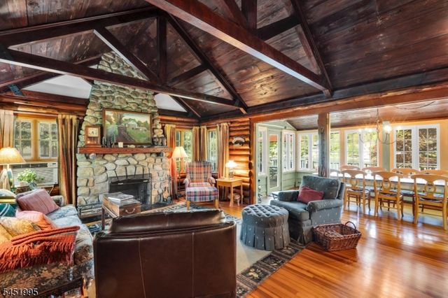 24 Rainbow Trl, Sparta Twp., NJ 07871