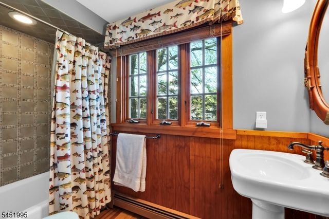 24 Rainbow Trl, Sparta Twp., NJ 07871