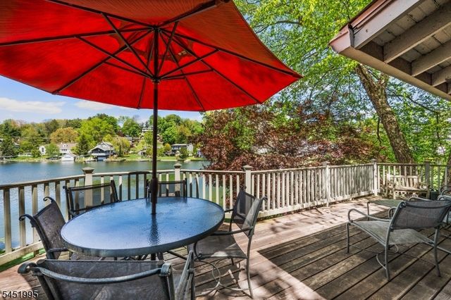 24 Rainbow Trl, Sparta Twp., NJ 07871