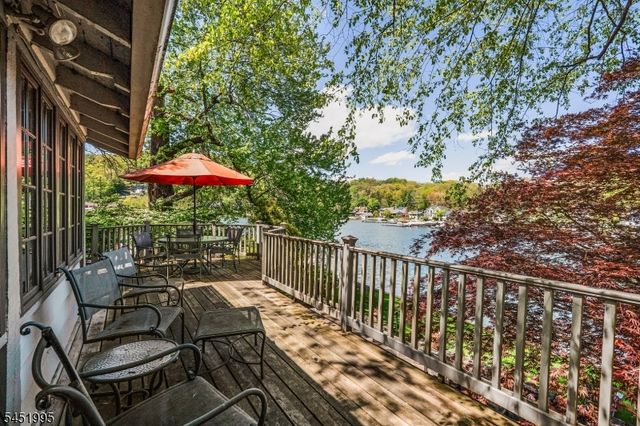 24 Rainbow Trl, Sparta Twp., NJ 07871