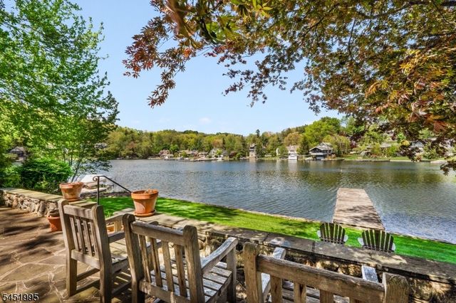 24 Rainbow Trl, Sparta Twp., NJ 07871