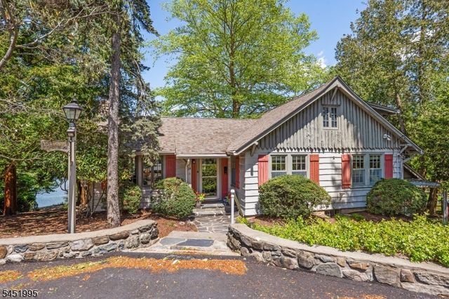 24 Rainbow Trl, Sparta Twp., NJ 07871