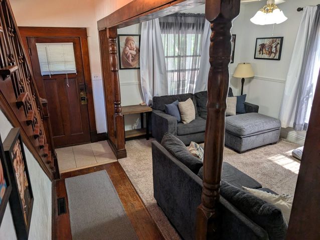 520 S 10th St, Salina, KS 67401