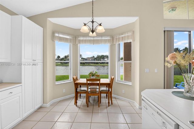 6595 Jackie Way, Lake Worth, FL 33467