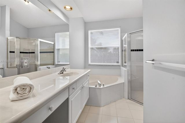 6595 Jackie Way, Lake Worth, FL 33467