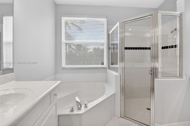 6595 Jackie Way, Lake Worth, FL 33467