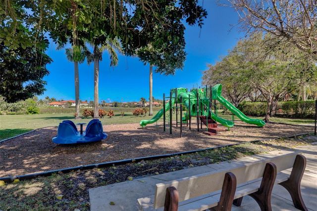 6595 Jackie Way, Lake Worth, FL 33467