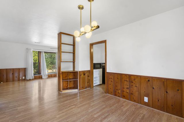 707 S 3rd Street, Branson, MO 65616