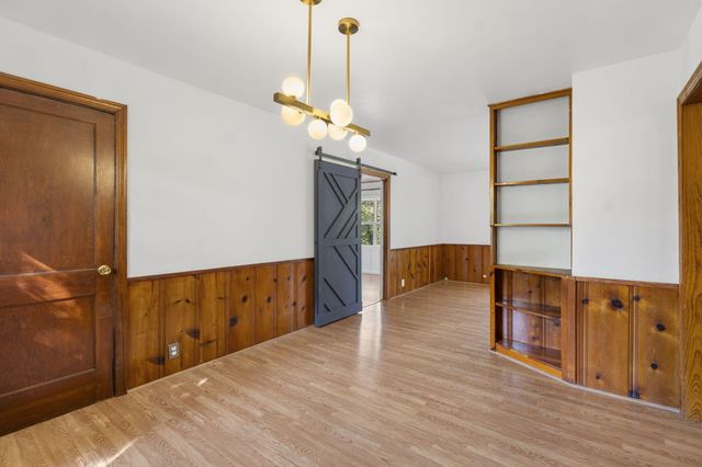 707 S 3rd Street, Branson, MO 65616