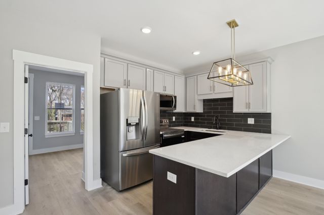 908 Anderson Ln Unit 6, Madison, TN 37115