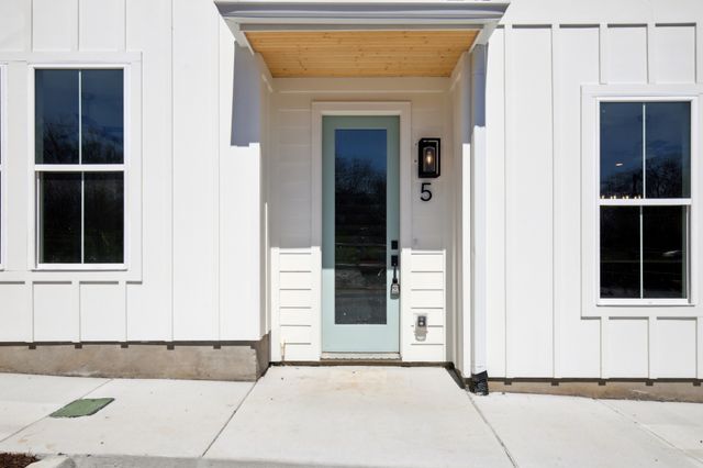 908 Anderson Ln Unit 6, Madison, TN 37115