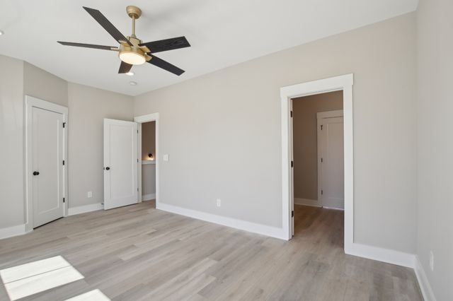 908 Anderson Ln Unit 6, Madison, TN 37115