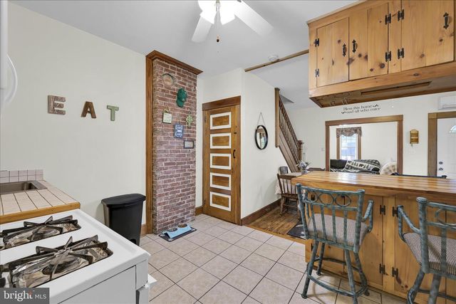 121 E CUMBERLAND RD, Enola, PA 17025