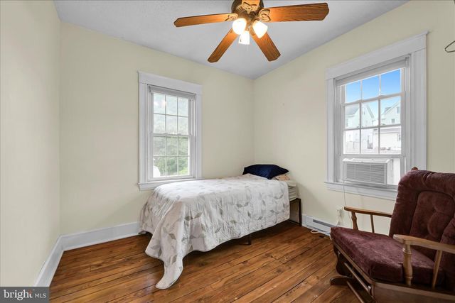 121 E CUMBERLAND RD, Enola, PA 17025