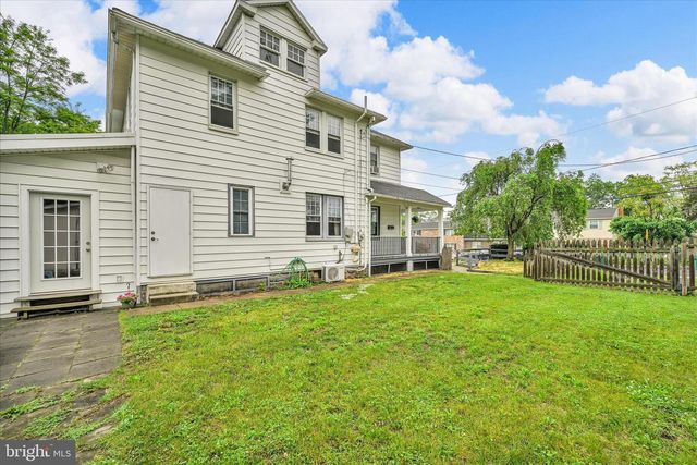 121 E CUMBERLAND RD, Enola, PA 17025