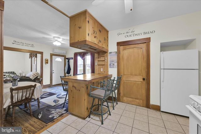121 E CUMBERLAND RD, Enola, PA 17025
