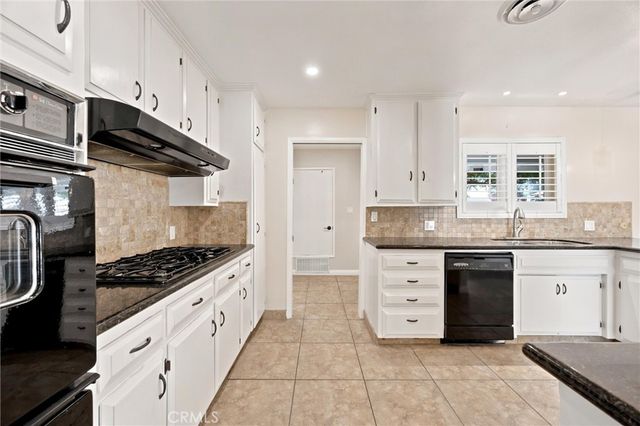 3267 Mulberry, Bakersfield, CA 93301