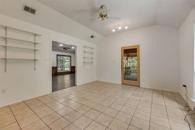 9712 County Road 2432, Terrell, TX 75160