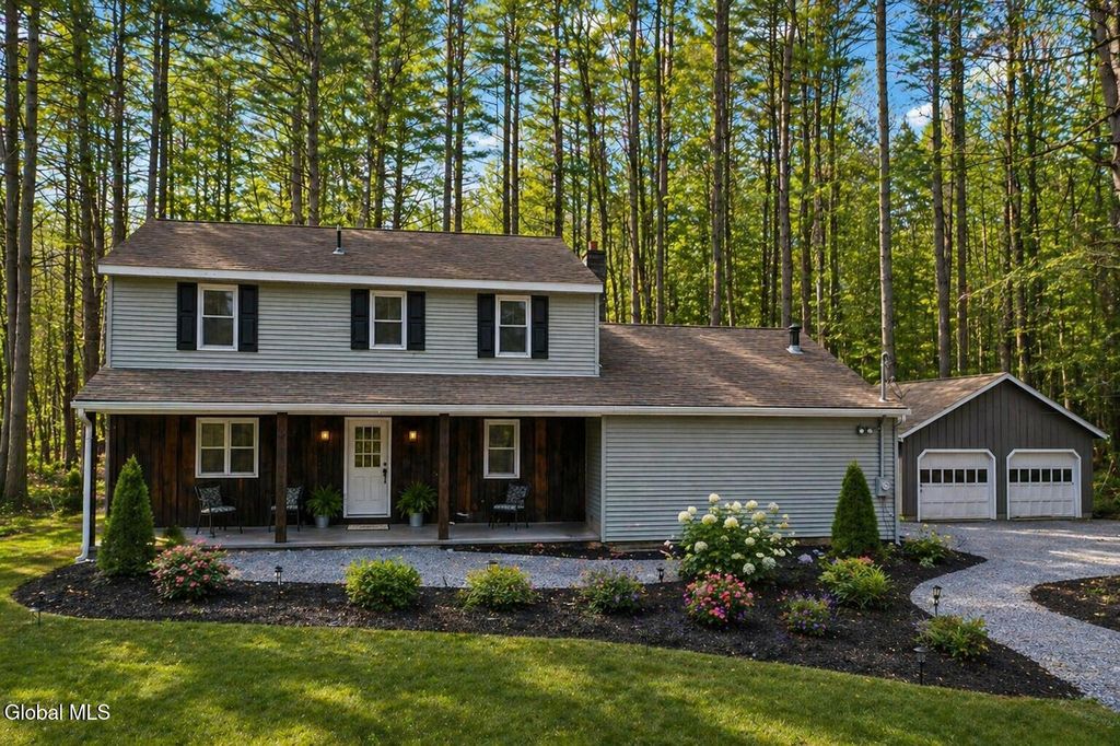 1011 Middleline Road, Ballston Spa, NY 12020