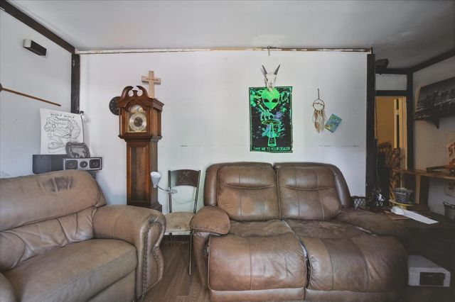 17128 County Road 3322, Frost, TX 76641
