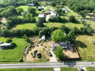 17128 County Road 3322, Frost, TX 76641