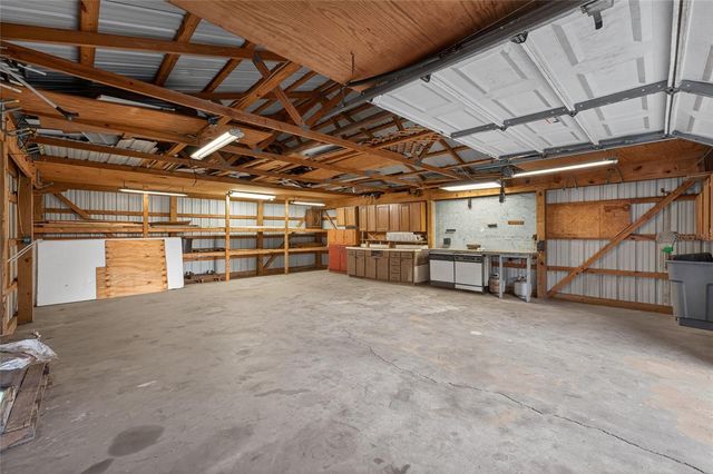 9712 US HIGHWAY 301, Dade City, FL 33525