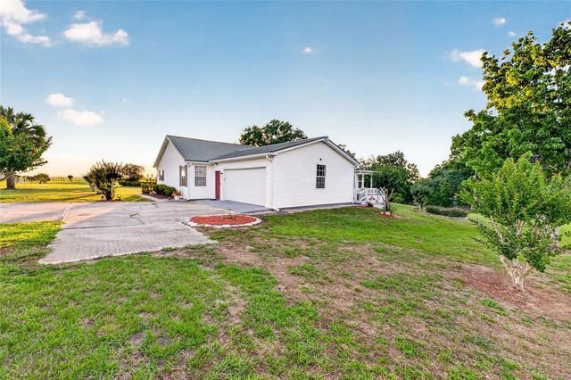 9712 US HIGHWAY 301, Dade City, FL 33525