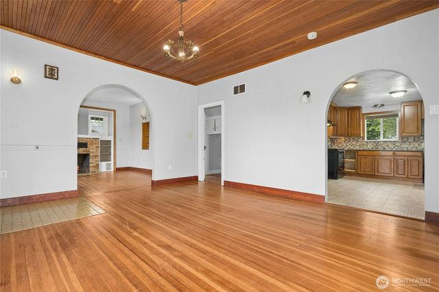 11815 85th Avenue S, Seattle, WA 98178