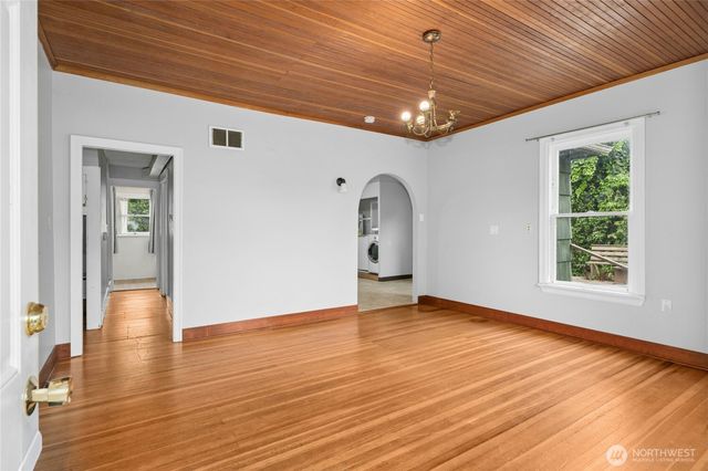 11815 85th Avenue S, Seattle, WA 98178