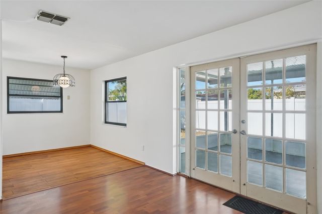 5511 93RD AVENUE N, Pinellas Park, FL 33782