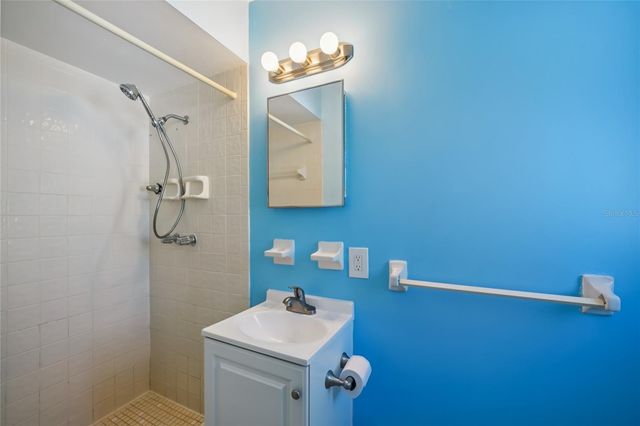 5511 93RD AVENUE N, Pinellas Park, FL 33782