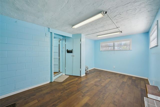 5511 93RD AVENUE N, Pinellas Park, FL 33782