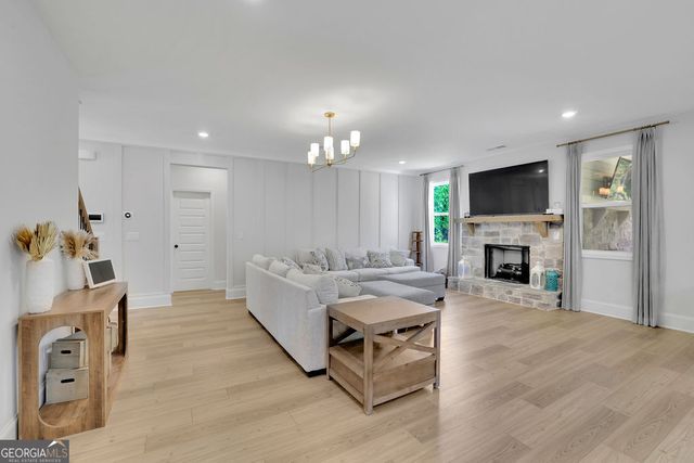 2524 Parkside Way, Gainesville, GA 30507