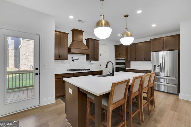 2524 Parkside Way, Gainesville, GA 30507