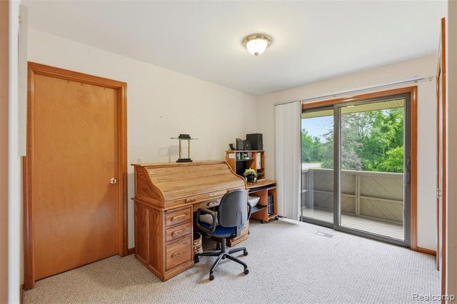 11034 Grand River Road, Brighton, MI 48116