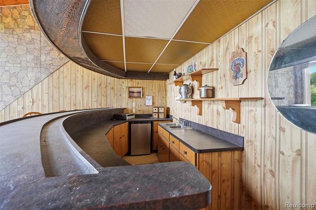 11034 Grand River Road, Brighton, MI 48116