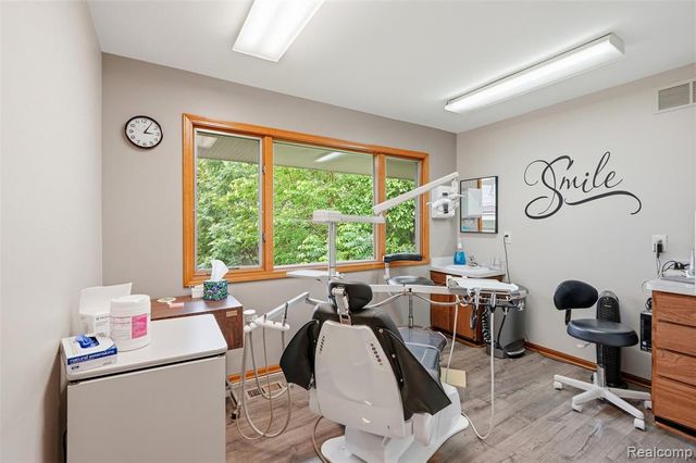 11034 Grand River Road, Brighton, MI 48116