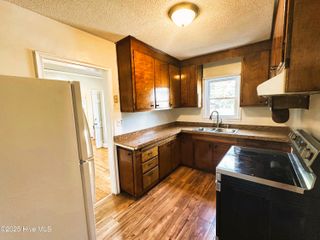 201 Queens Road, Jacksonville, NC 28540