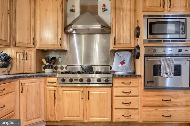 258 BEAVERS RD, Birdsboro, PA 19508