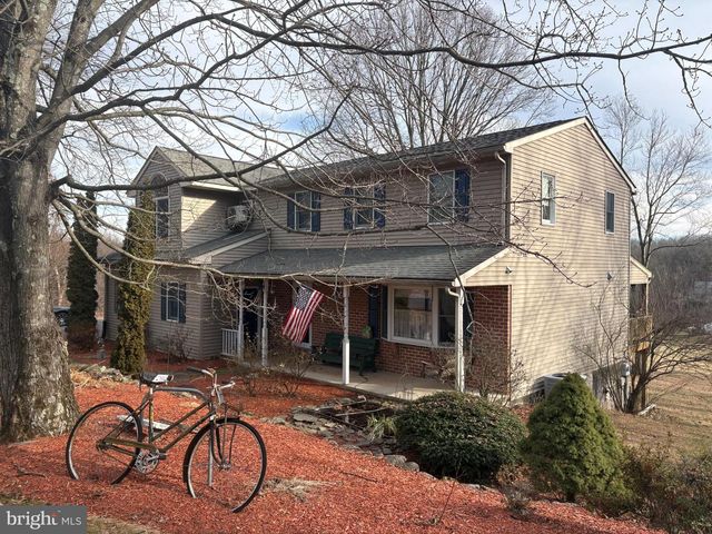 258 BEAVERS RD, Birdsboro, PA 19508
