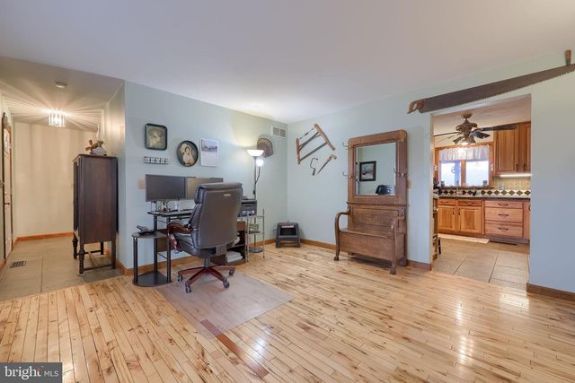 258 BEAVERS RD, Birdsboro, PA 19508