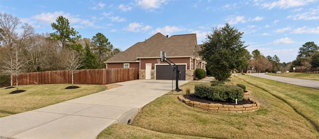 20036 Western Trails Boulevard, Montgomery, TX 77316