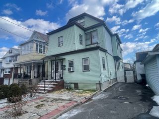 809 Adams Ave 2, Elizabeth City, NJ 07201