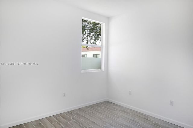 1221 NW 45th St A, Miami, FL 33142