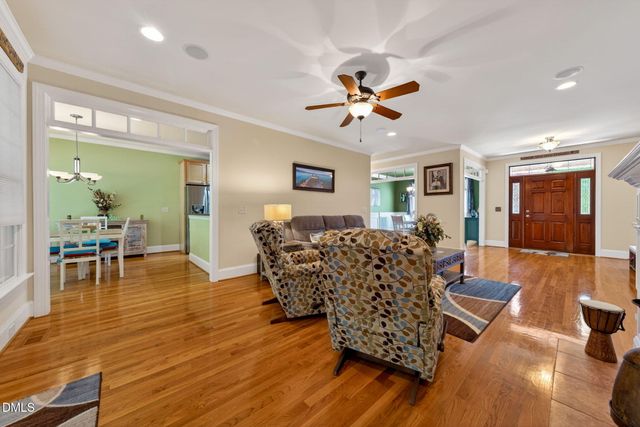 5216 Roswellcrest Court, Apex, NC 27539