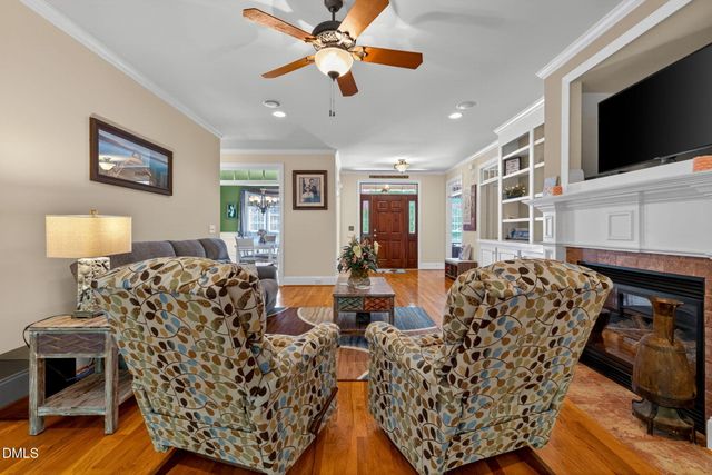 5216 Roswellcrest Court, Apex, NC 27539