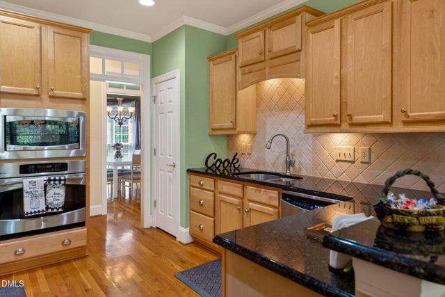 5216 Roswellcrest Court, Apex, NC 27539