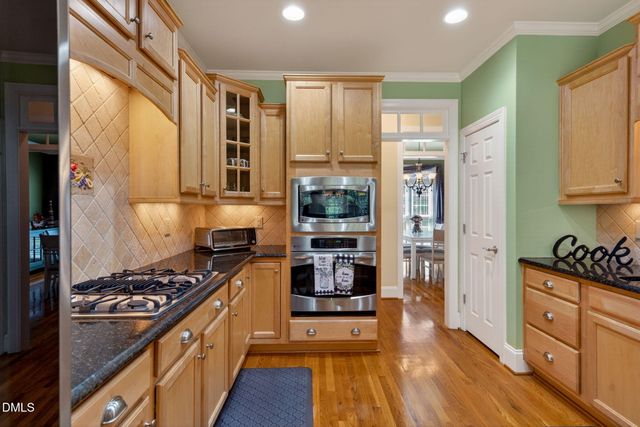 5216 Roswellcrest Court, Apex, NC 27539